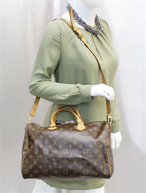 lv speedy 35 bandouliere review|louis vuitton speedy 25 monogram.